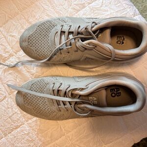 Abeo Light Gray Knit Sneakers